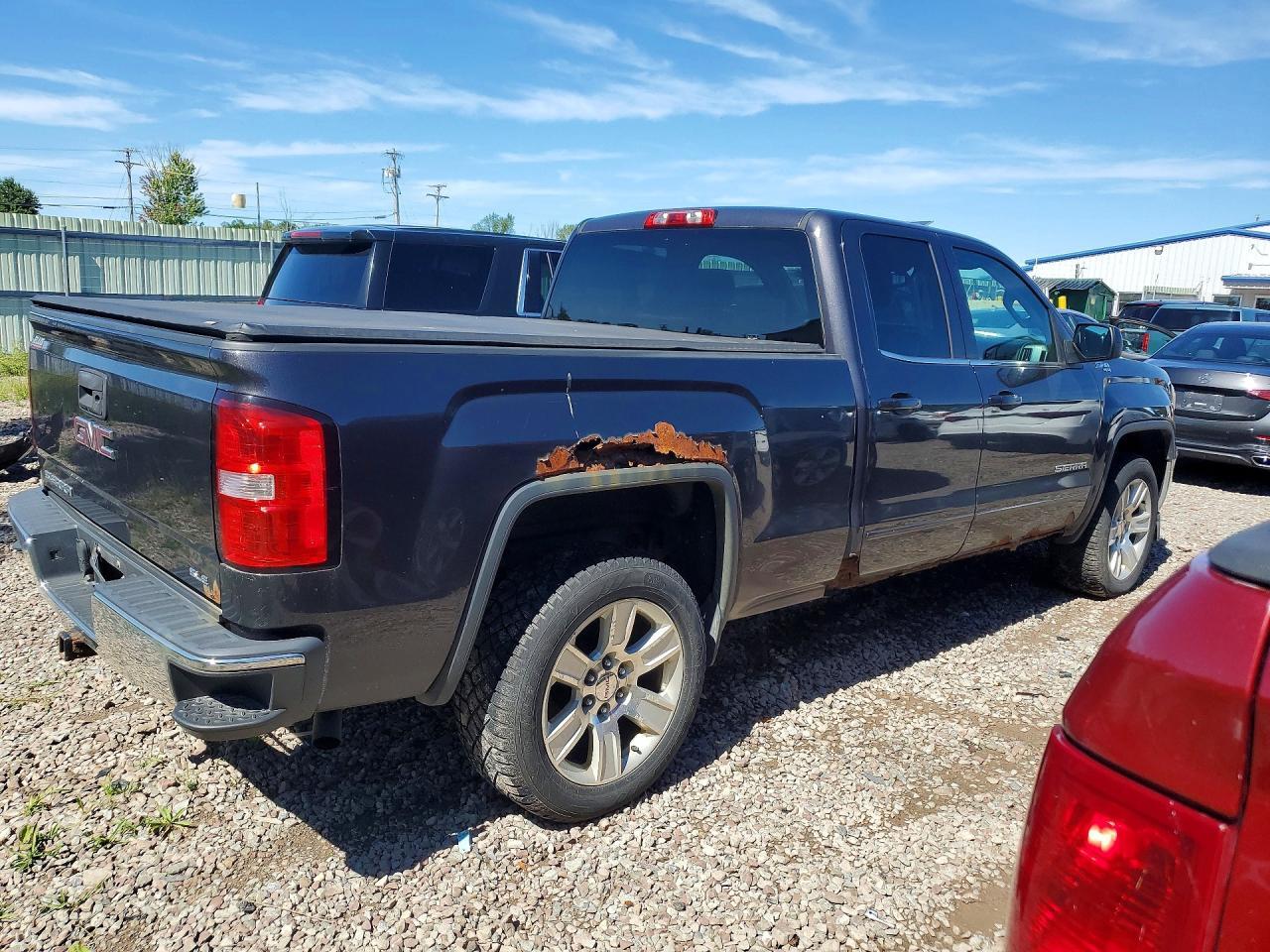 2015 GMC SIERRA K1500 SLE — Фото 3 из 12
