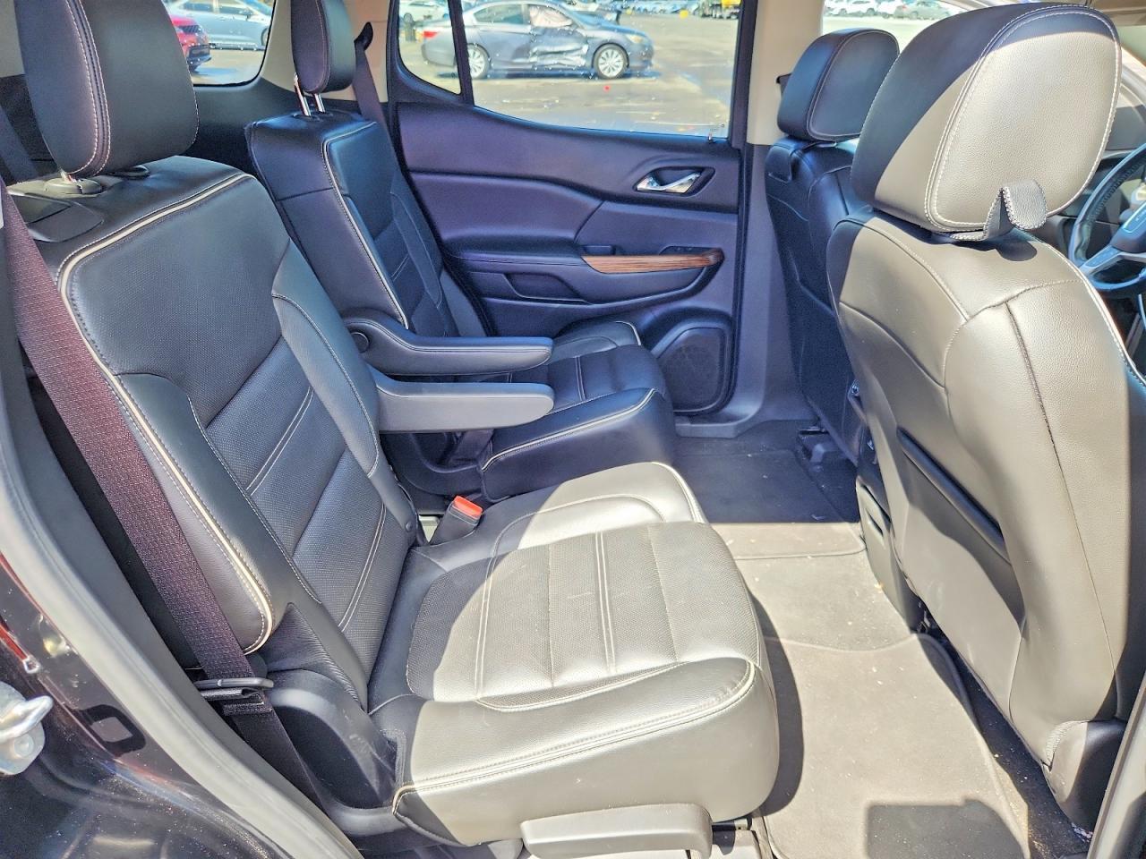 2017 GMC ACADIA DENALI — Фото 11 из 13