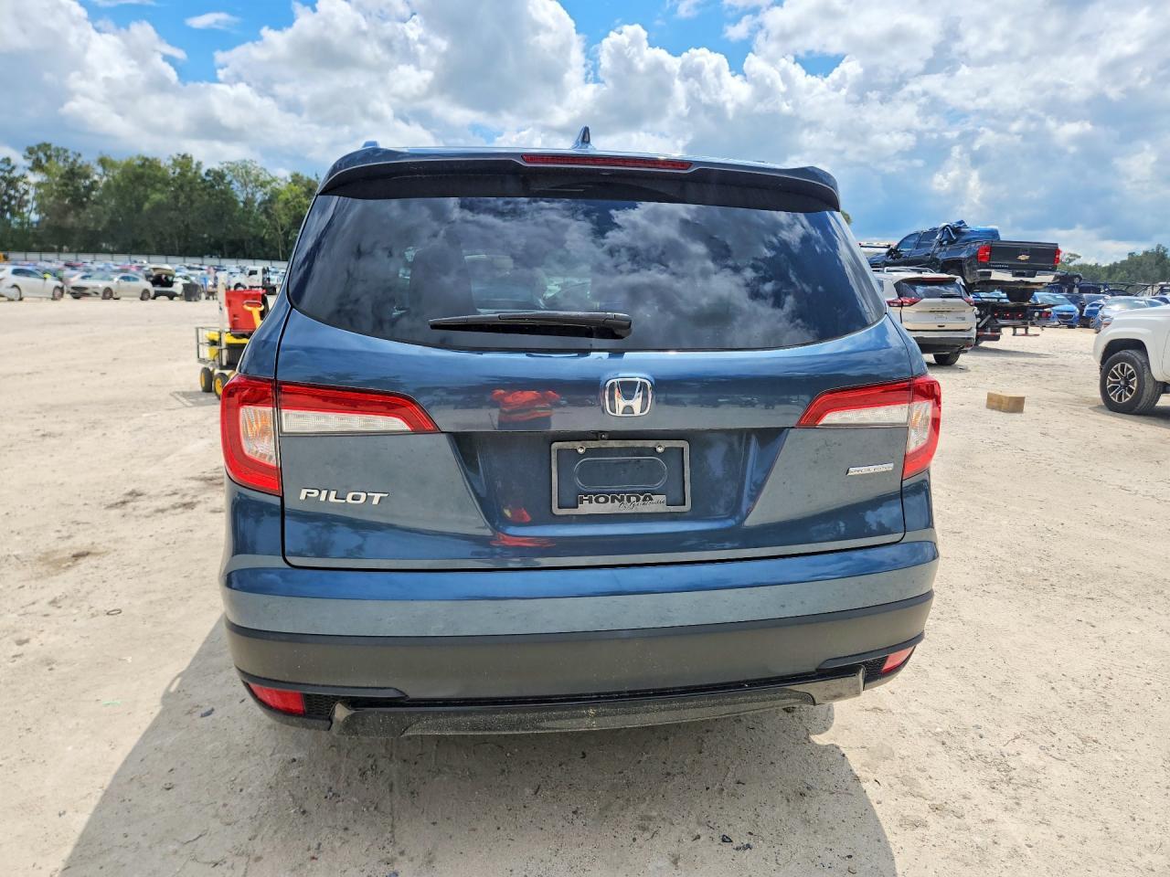 2022 HONDA PILOT SE — Фото 6 из 13