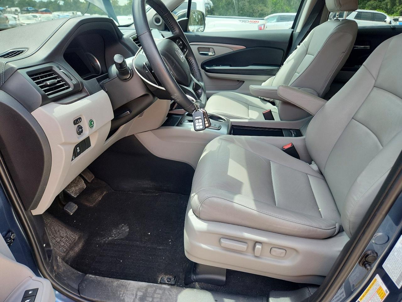 2022 HONDA PILOT SE — Фото 7 из 13
