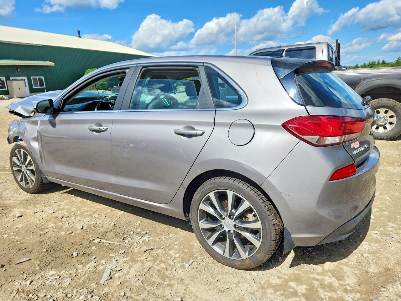 2020 HYUNDAI ELANTRA GT BASE — Фото 2 из 12