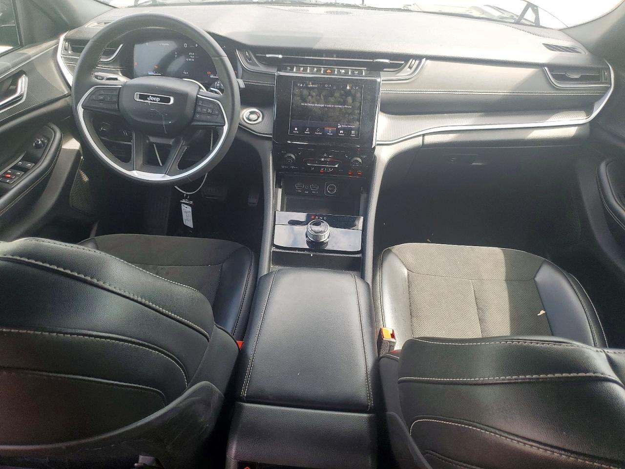 2024 JEEP GRAND CHEROKEE L LAREDO — Фото 8 из 14