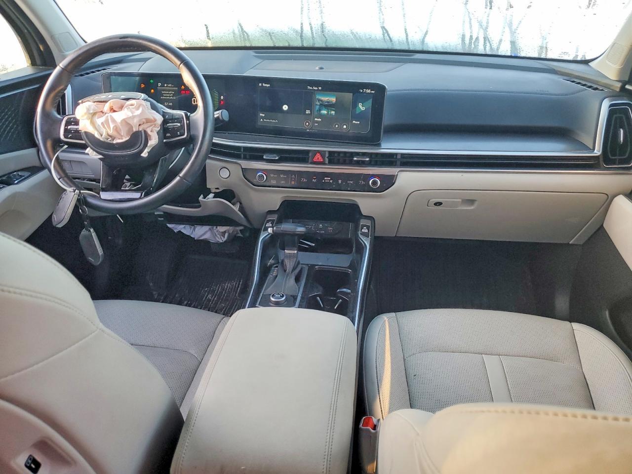 2025 KIA SORENTO S — Фото 8 из 14
