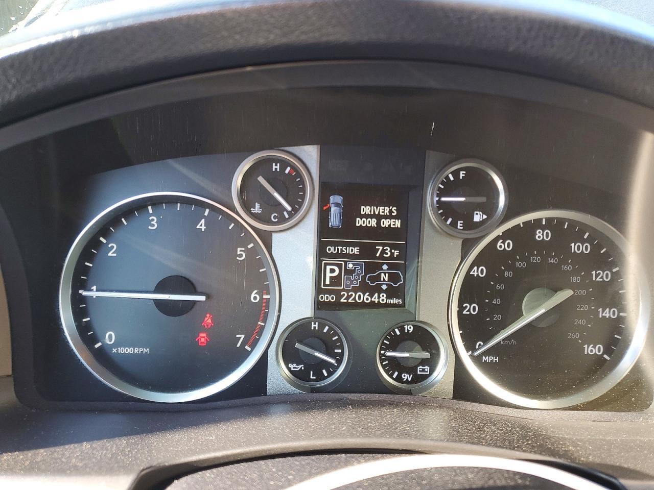 2014 LEXUS LX 570 — Фото 9 из 13