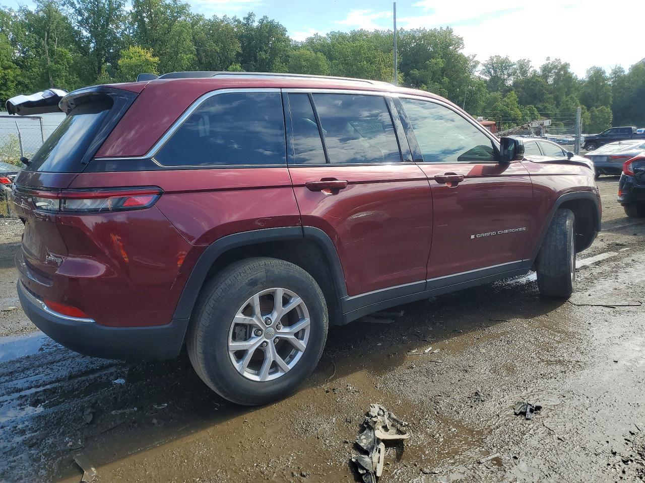 2022 JEEP GRAND CHEROKEE LIMITED — Фото 3 из 12