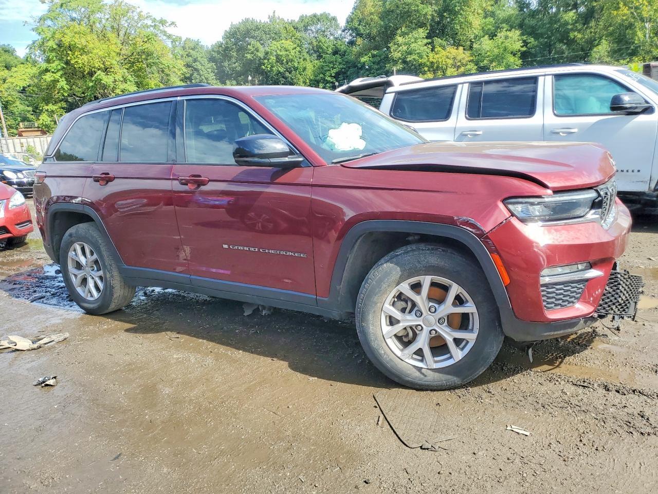 2022 JEEP GRAND CHEROKEE LIMITED — Фото 4 из 12