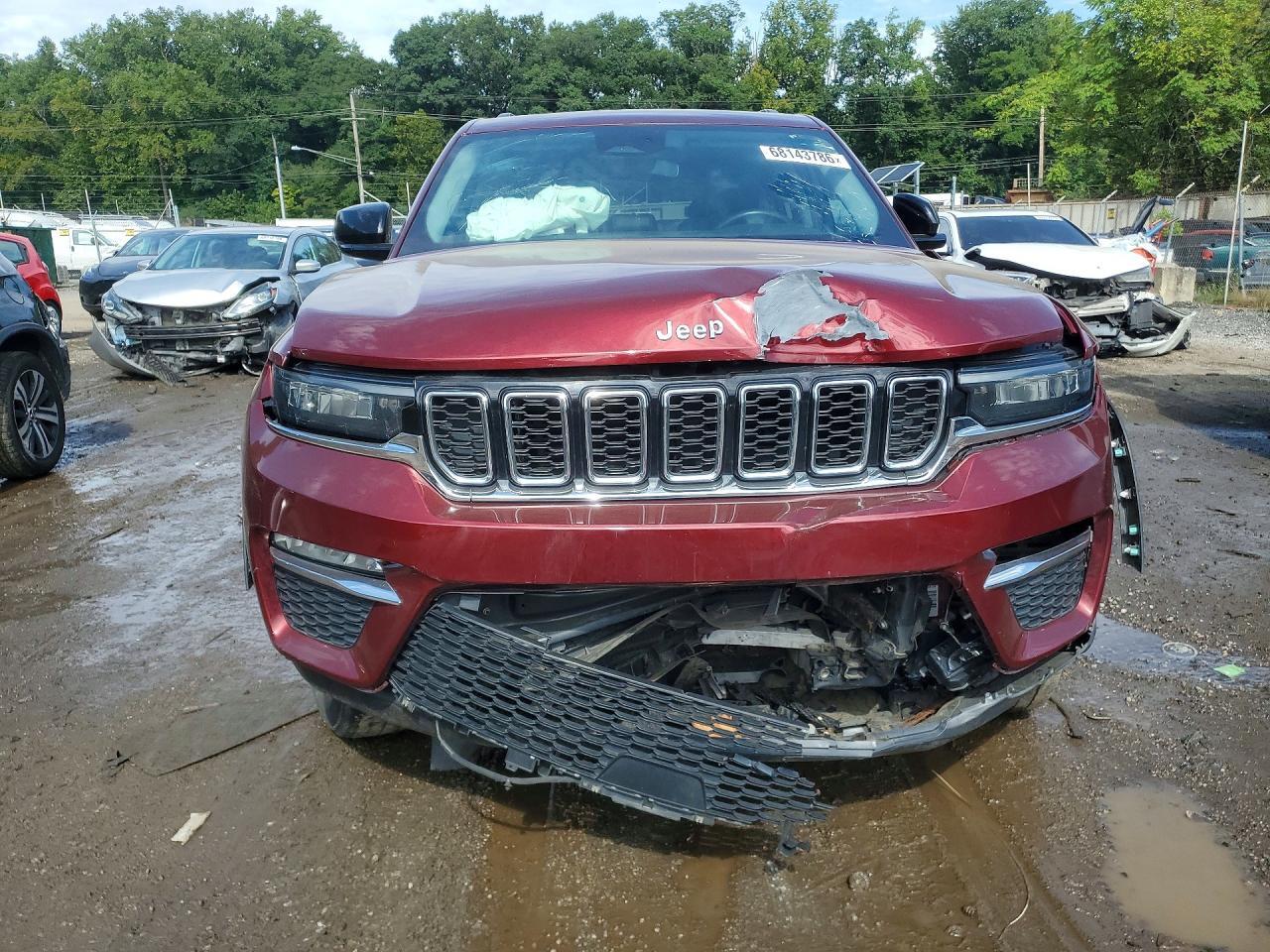 2022 JEEP GRAND CHEROKEE LIMITED — Фото 5 из 12