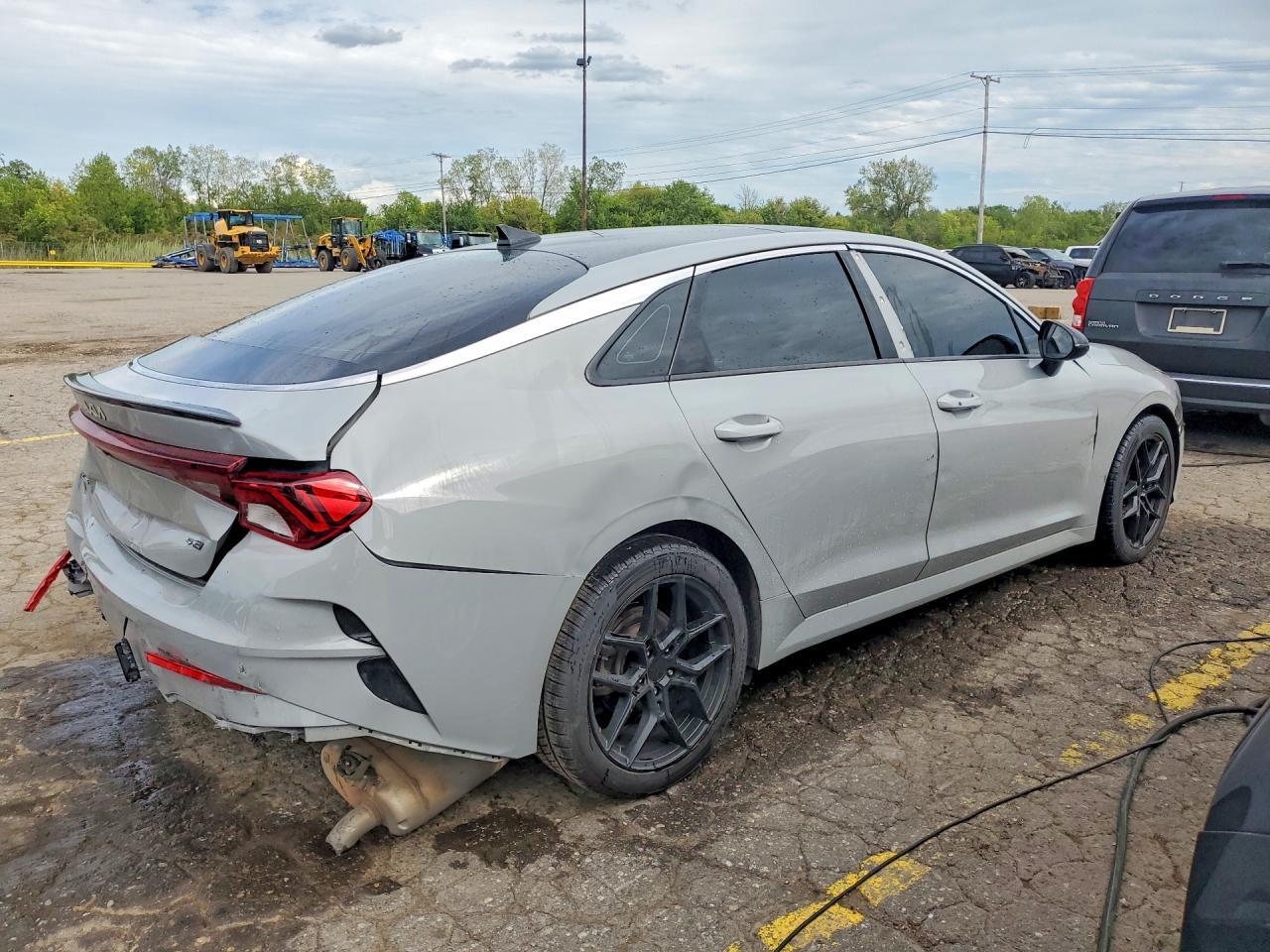 2022 KIA K5 GT LINE — Фото 3 из 12
