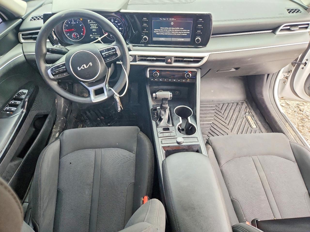 2022 KIA K5 LXS — Фото 8 из 13