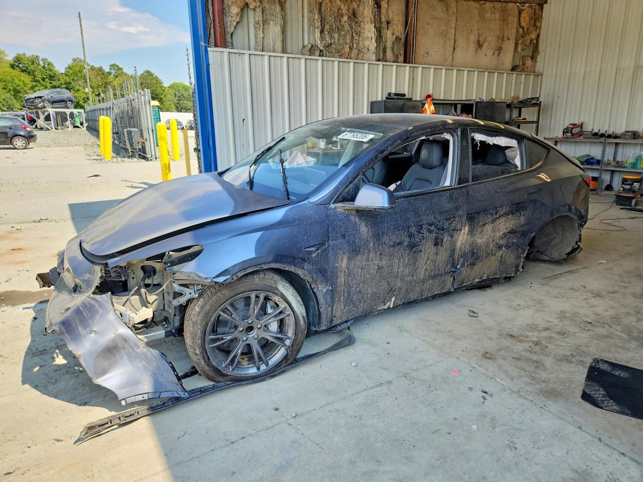 2025 TESLA MODEL Y 7SAYGDED5SA377011
