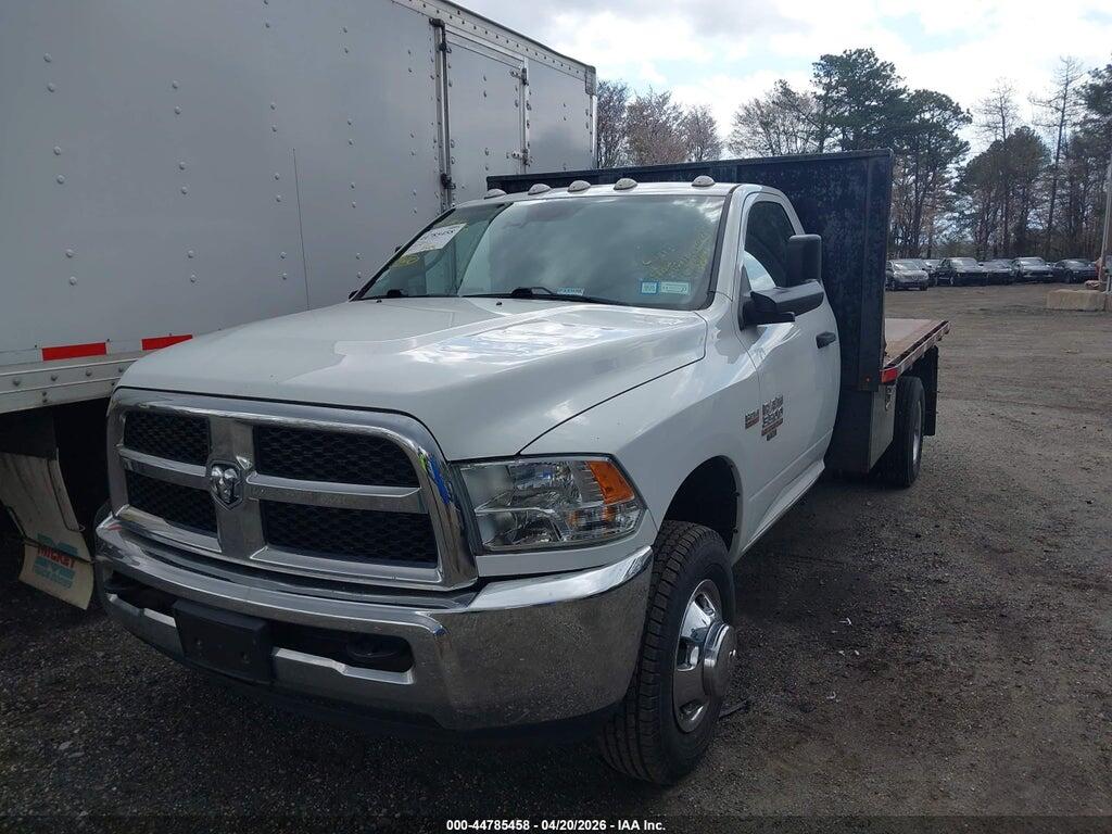 3C7WRTBJ2JG188687 2018 RAM 3500 photo no. 2