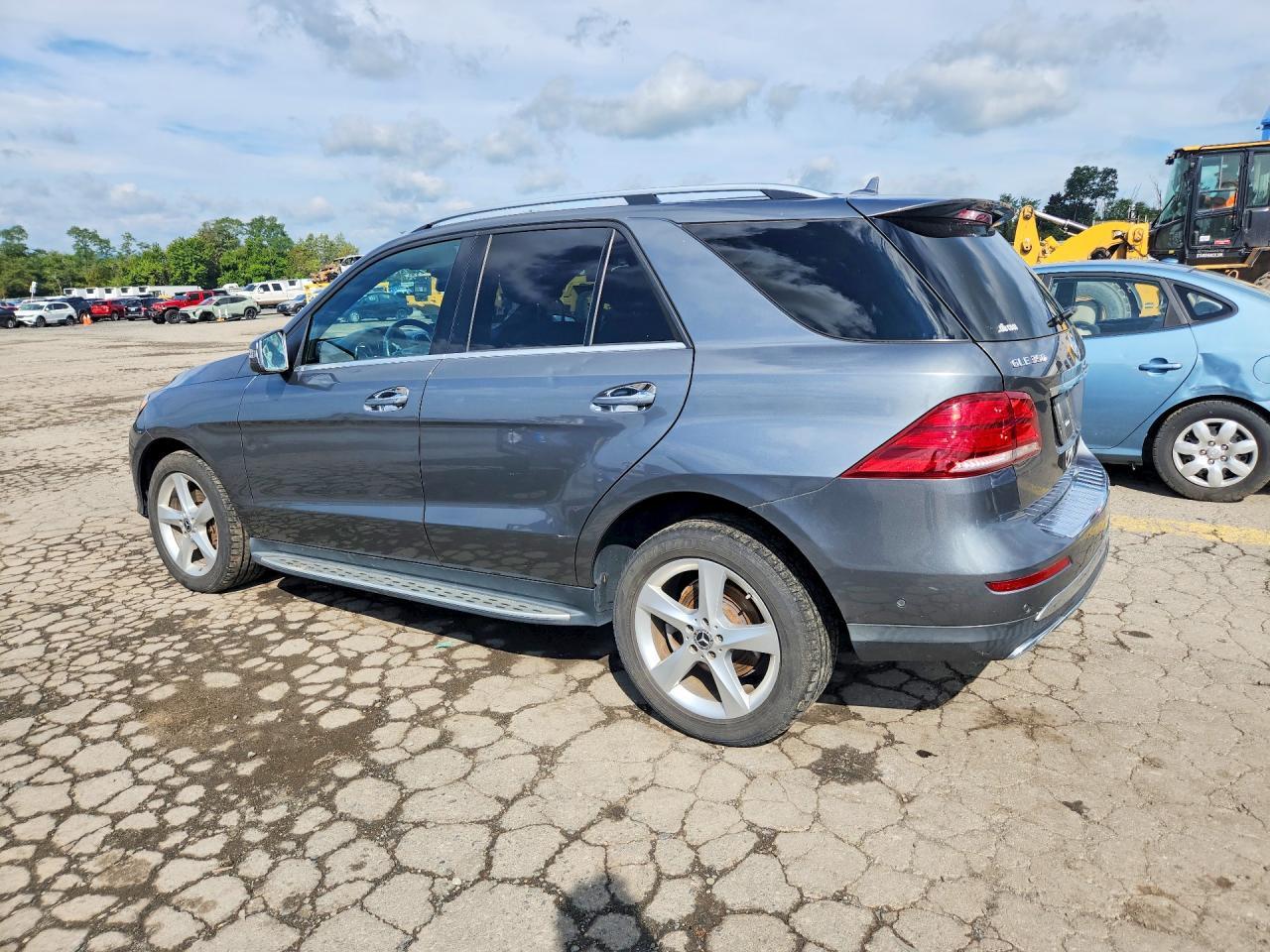 2018 MERCEDES-BENZ GLE 350 4MATIC — Фото 2 из 12