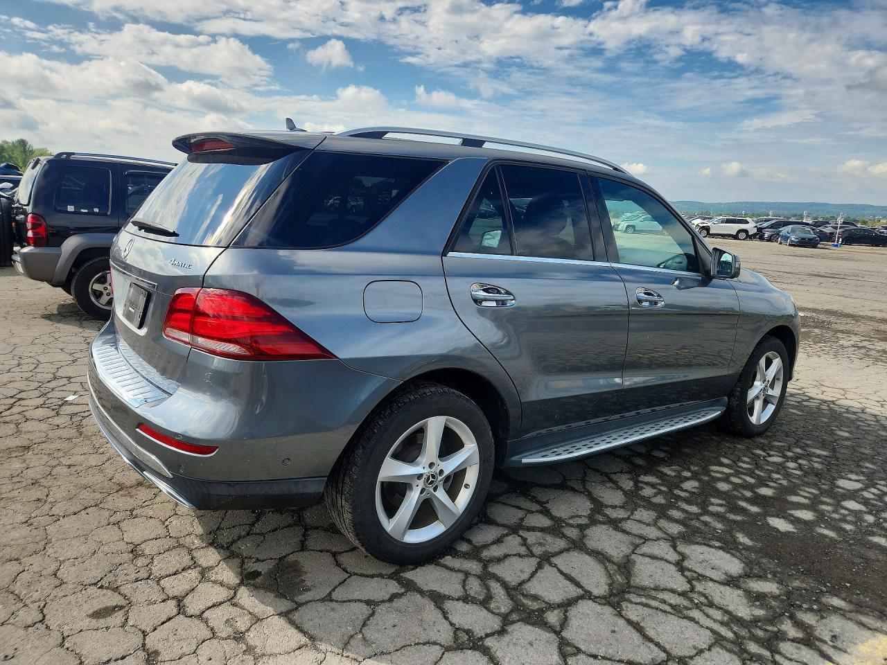 2018 MERCEDES-BENZ GLE 350 4MATIC — Фото 3 из 12