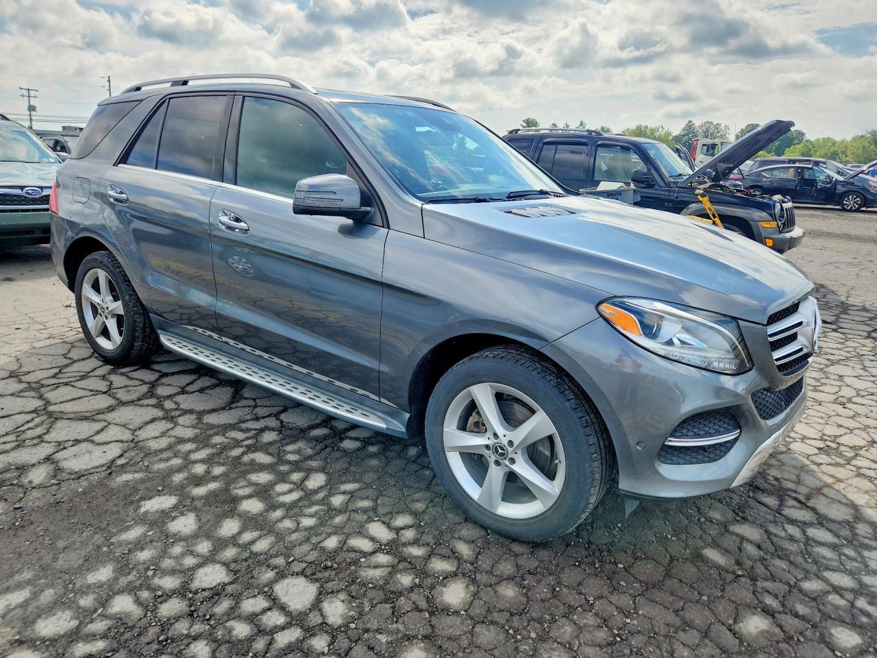 2018 MERCEDES-BENZ GLE 350 4MATIC — Фото 4 из 12