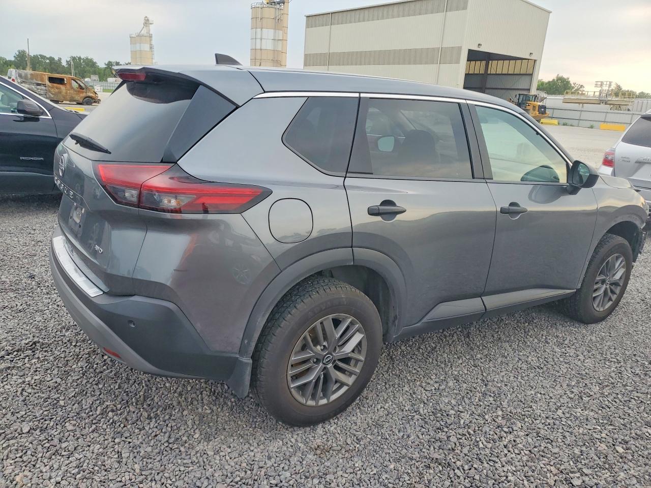2023 NISSAN ROGUE S — Фото 3 из 13