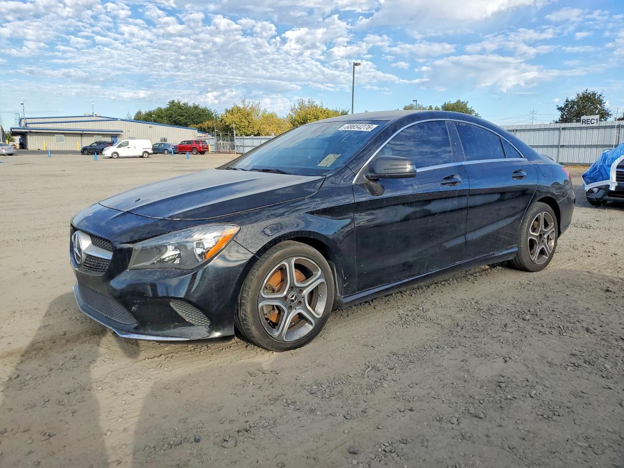 2018 MERCEDES-BENZ CLA WDDSJ4EB0JN681102