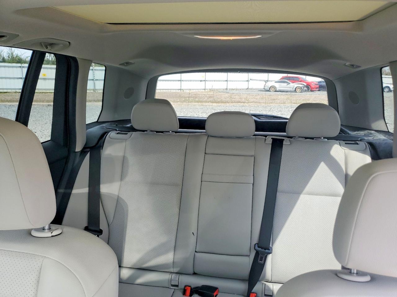2015 MERCEDES-BENZ GLK 250 BLUETEC — Фото 10 из 13