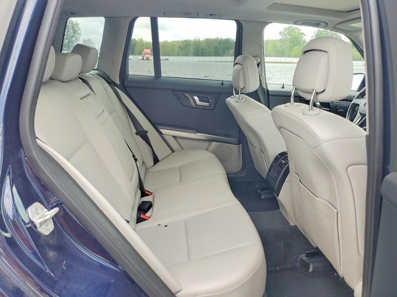 2015 MERCEDES-BENZ GLK 250 BLUETEC — Фото 11 из 13