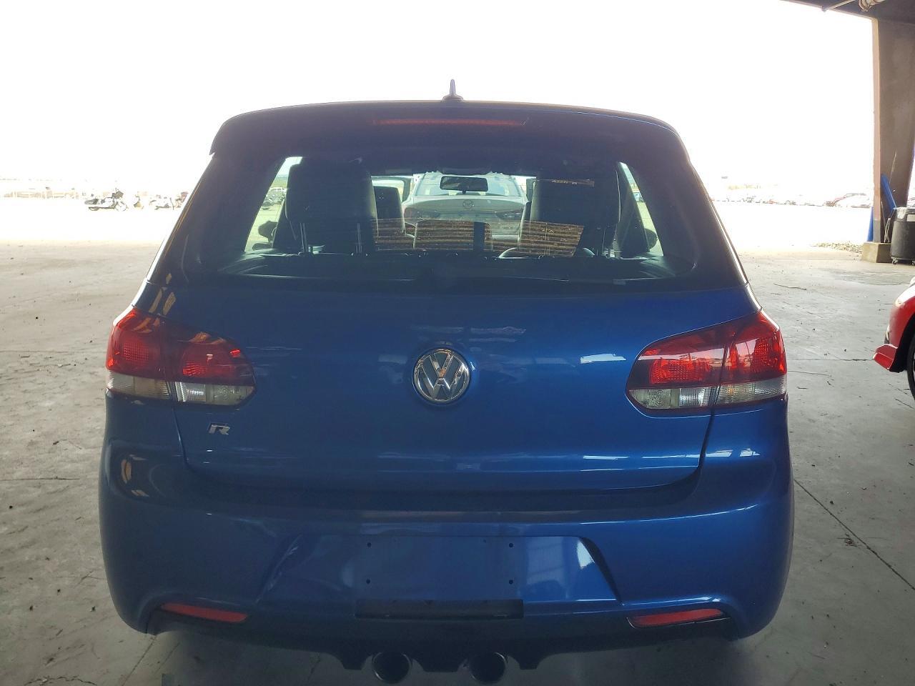 2013 VOLKSWAGEN GOLF R — Фото 6 из 12