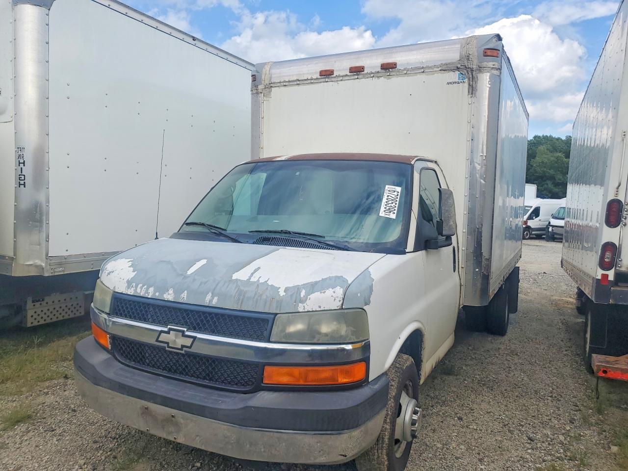 2006 CHEVROLET EXPRESS G3500 1GBJG31U861131607