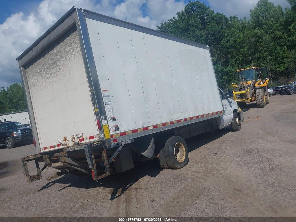 1FDWE3FN1MDC34898 2021 FORD E-350 CUTAWAY photo no. 4