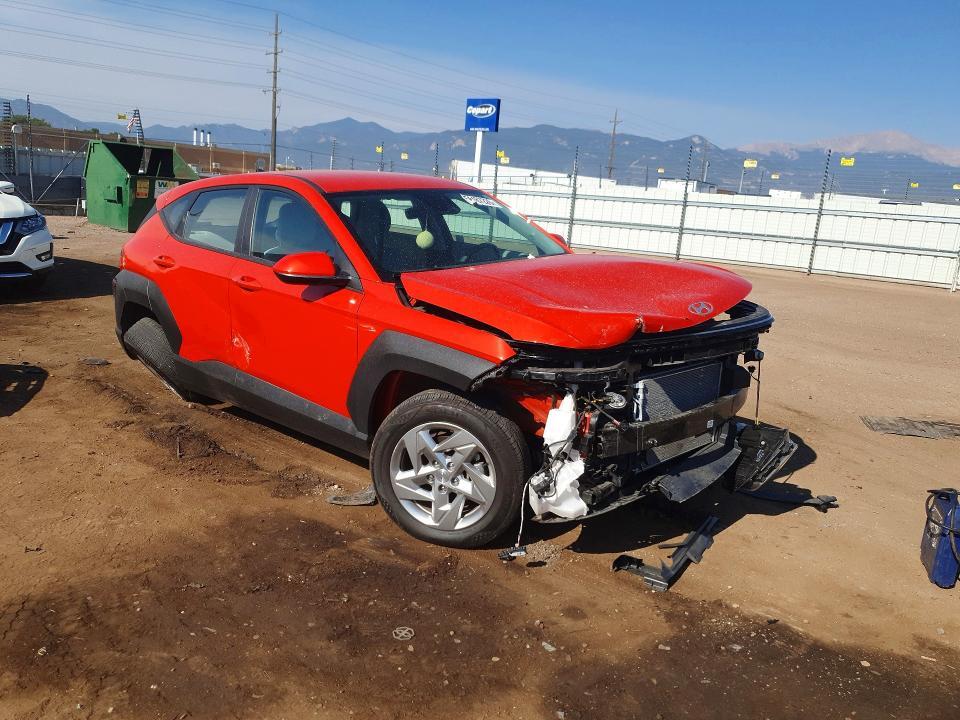 2024 HYUNDAI KONA SE — Фото 4 из 12