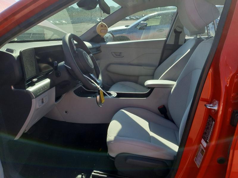 2024 HYUNDAI KONA SE — Фото 7 из 12