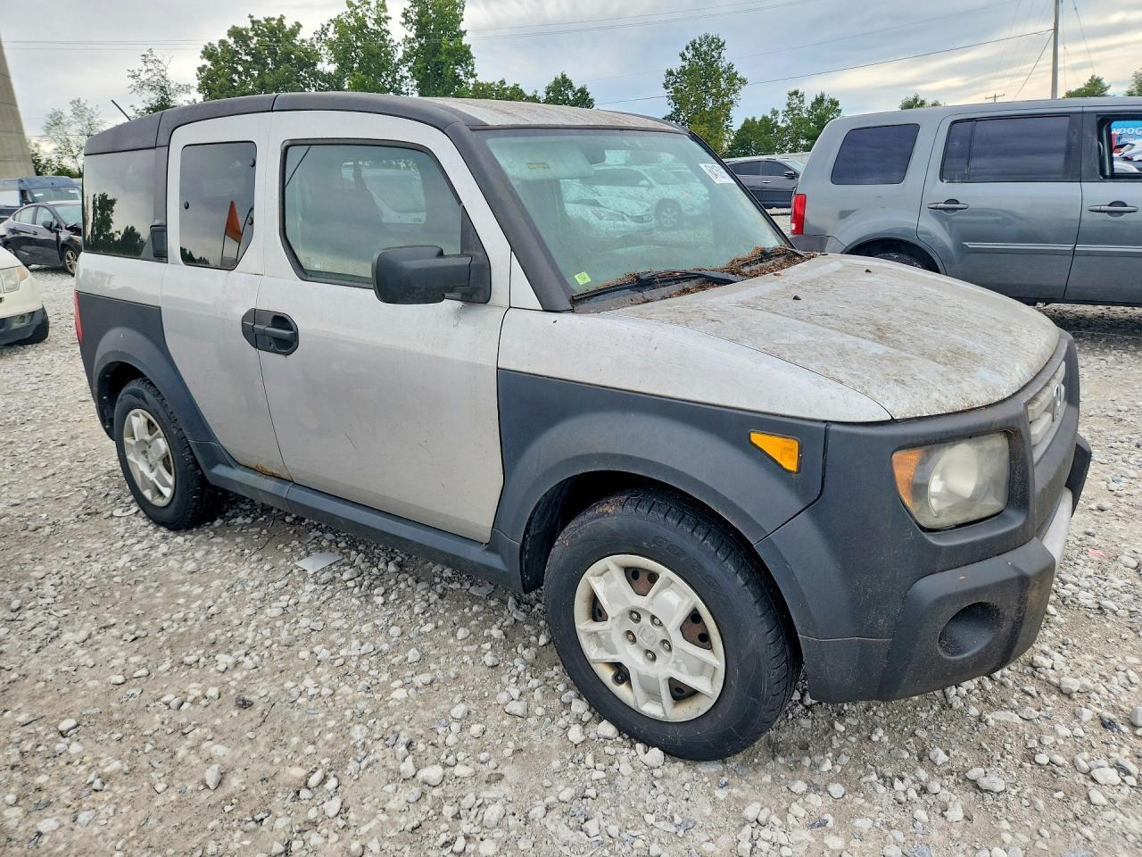 5J6YH18318L008029 2008 HONDA ELEMENT photo no. 4