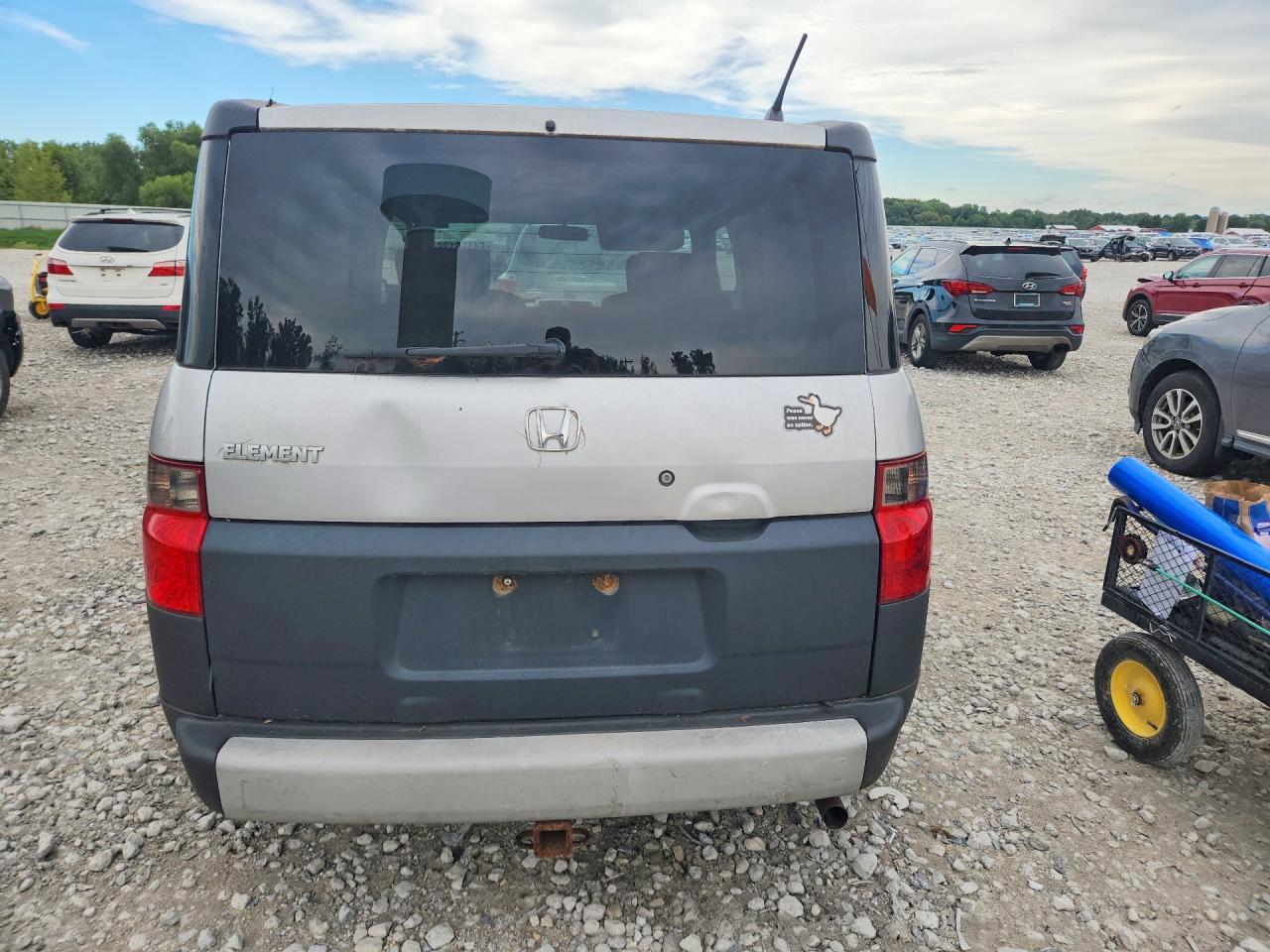 5J6YH18318L008029 2008 HONDA ELEMENT photo no. 6
