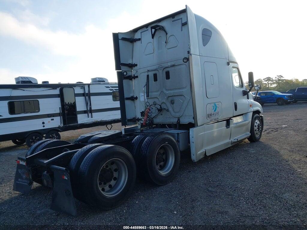3AKJGLDR3DSBV3700 2013 FREIGHTLINER CASCADIA 125 photo no. 4