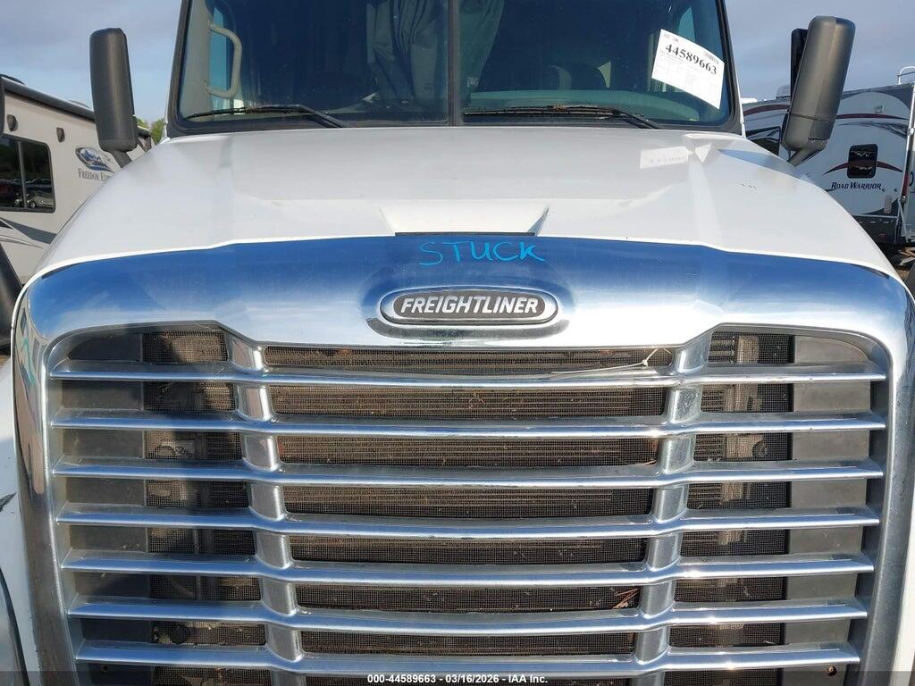 3AKJGLDR3DSBV3700 2013 FREIGHTLINER CASCADIA 125 photo no. 9