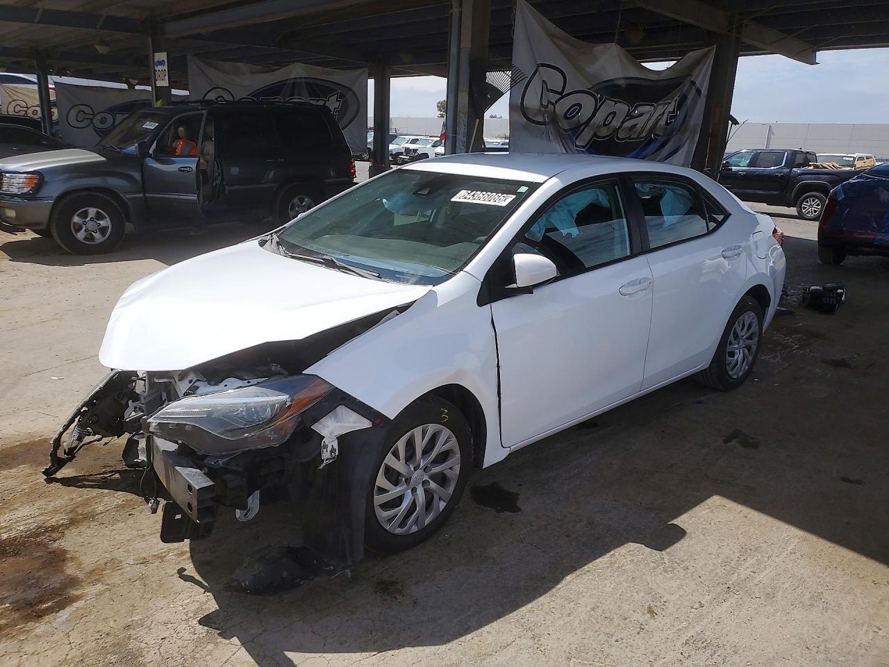 2019 TOYOTA COROLLA 2T1BURHE9KC230338