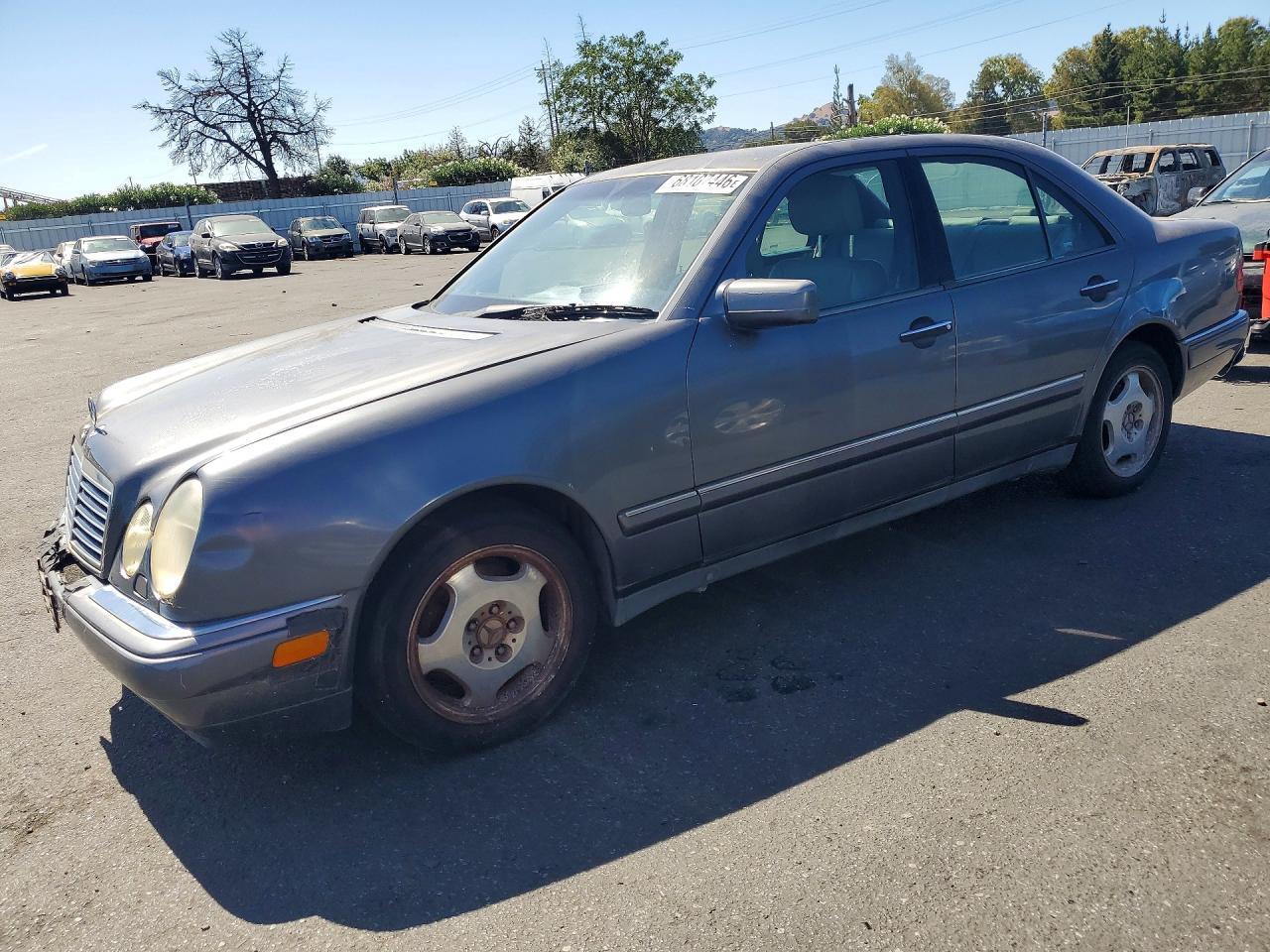 1998 MERCEDES-BENZ E WDBJF70F6WA590268