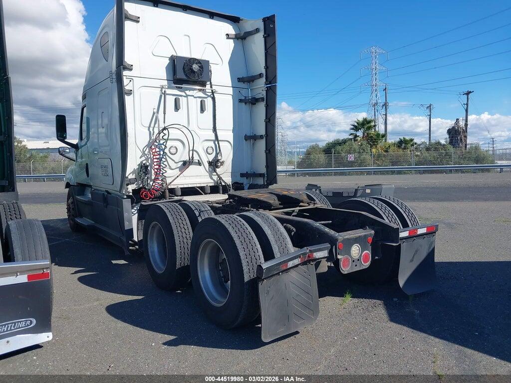 3AKJHHDR1LSKC0540 2020 FREIGHTLINER NEW CASCADIA 126 photo no. 3