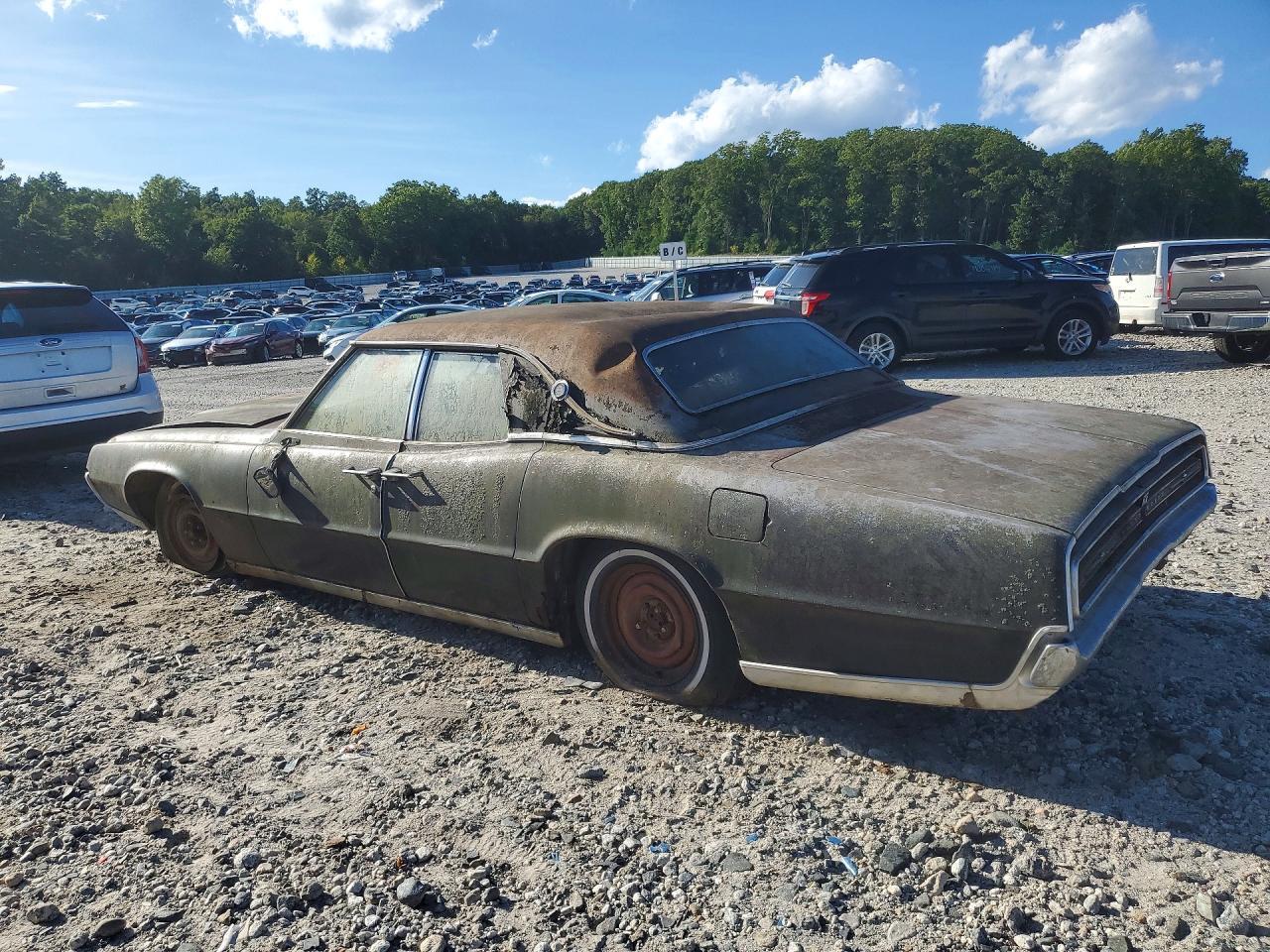 1967 FORD THUNDERBIRD — Фото 2 из 12