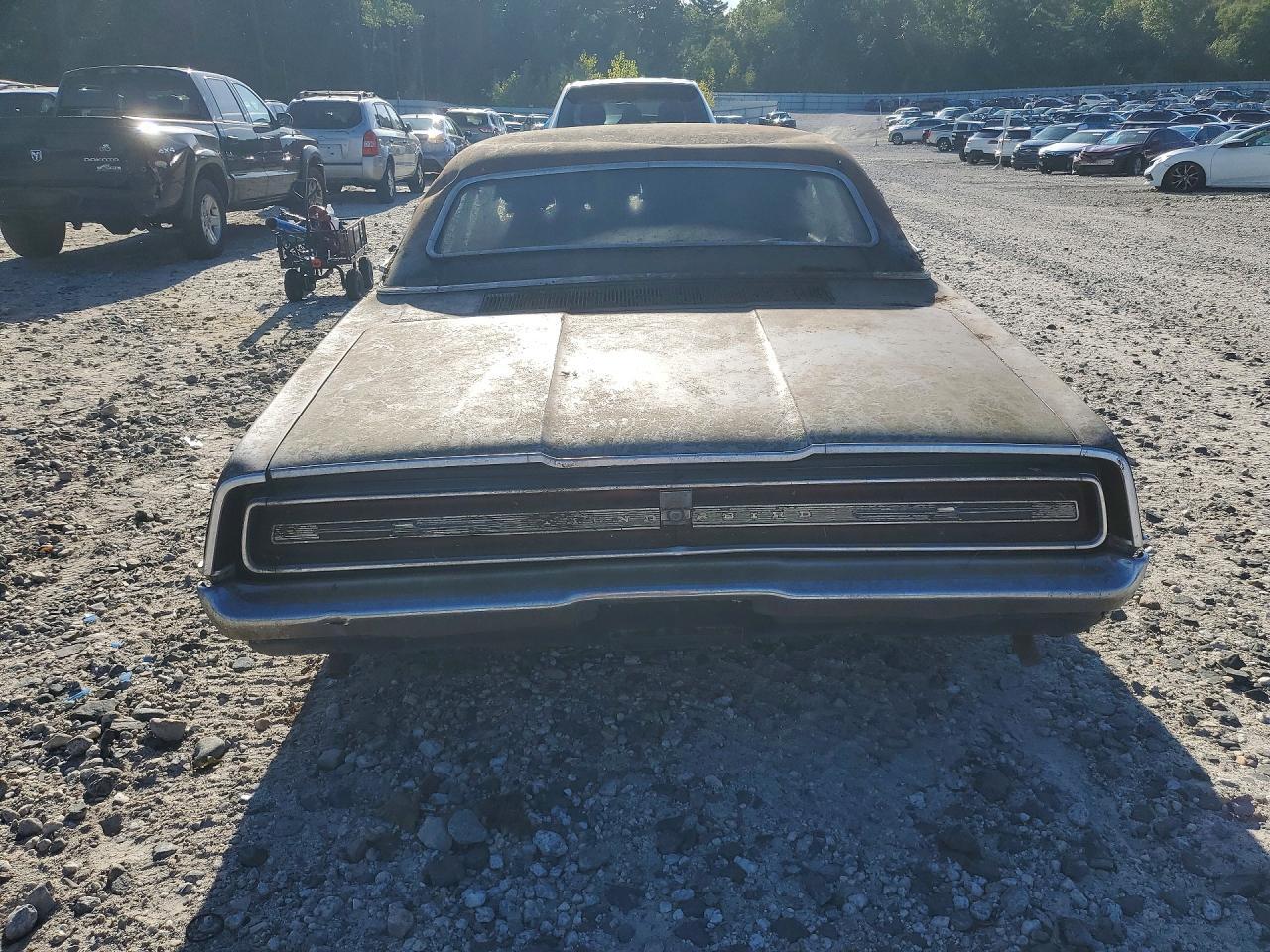 1967 FORD THUNDERBIRD — Фото 6 из 12