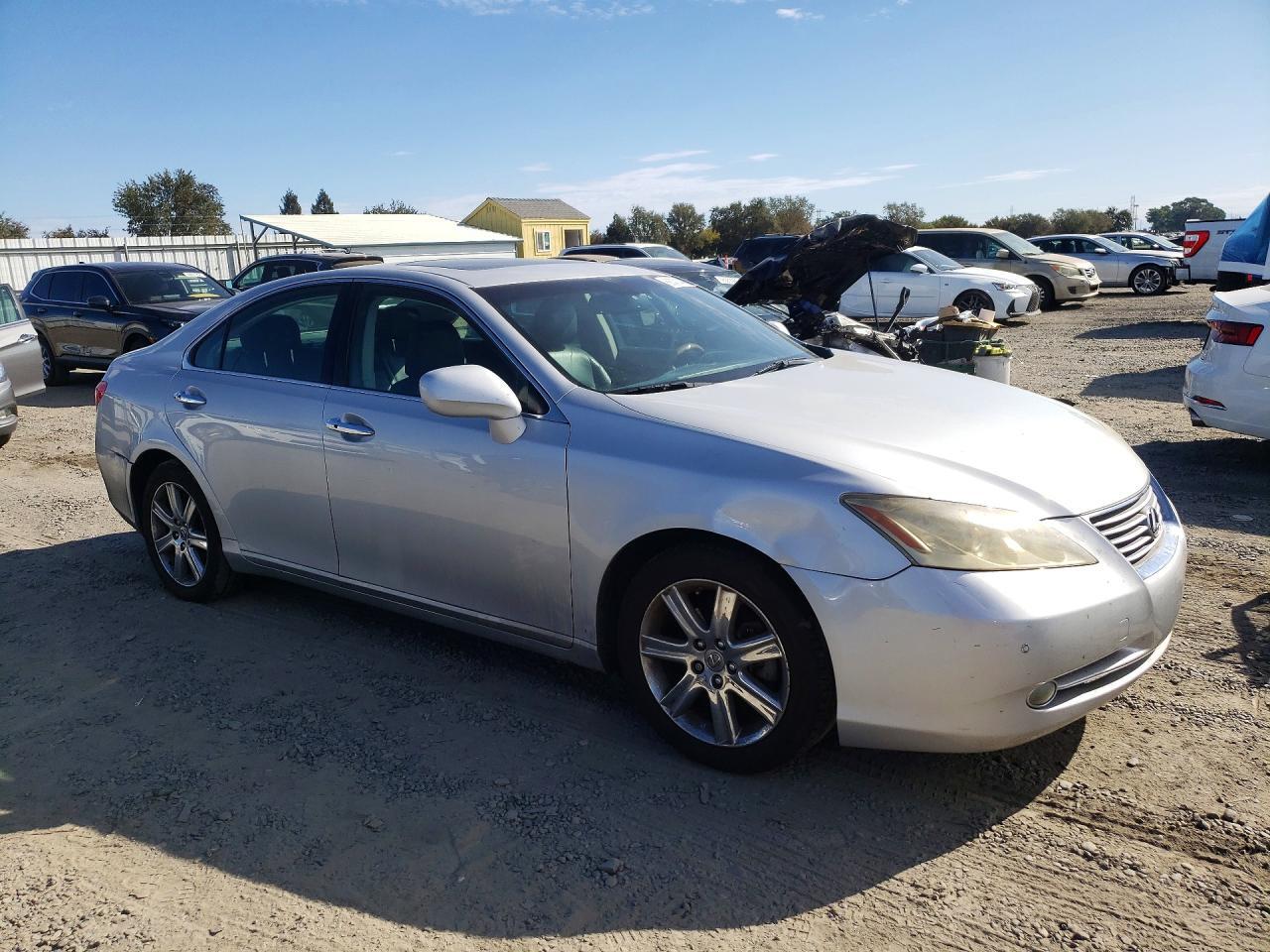 JTHBJ46GX72118880 2007 LEXUS ES photo no. 4