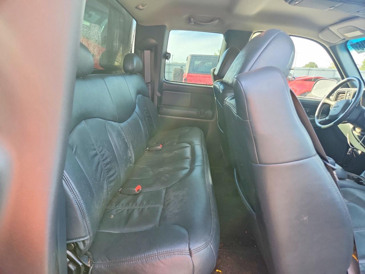 2GTEK19T7Y1245834 2000 GMC NEW SIERRA photo no. 10