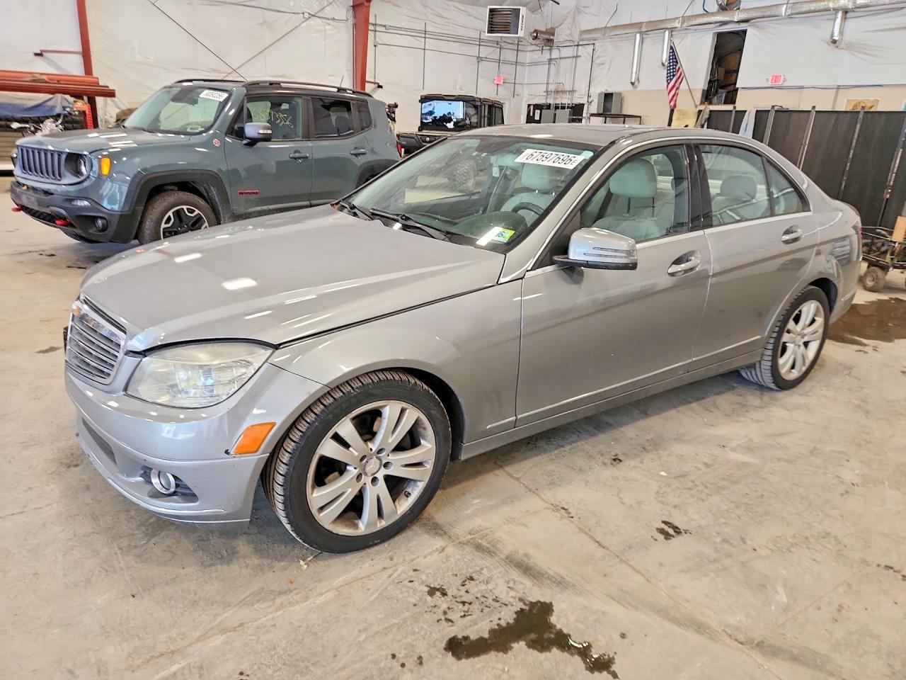 2010 MERCEDES-BENZ C WDDGF8BB7AR129320