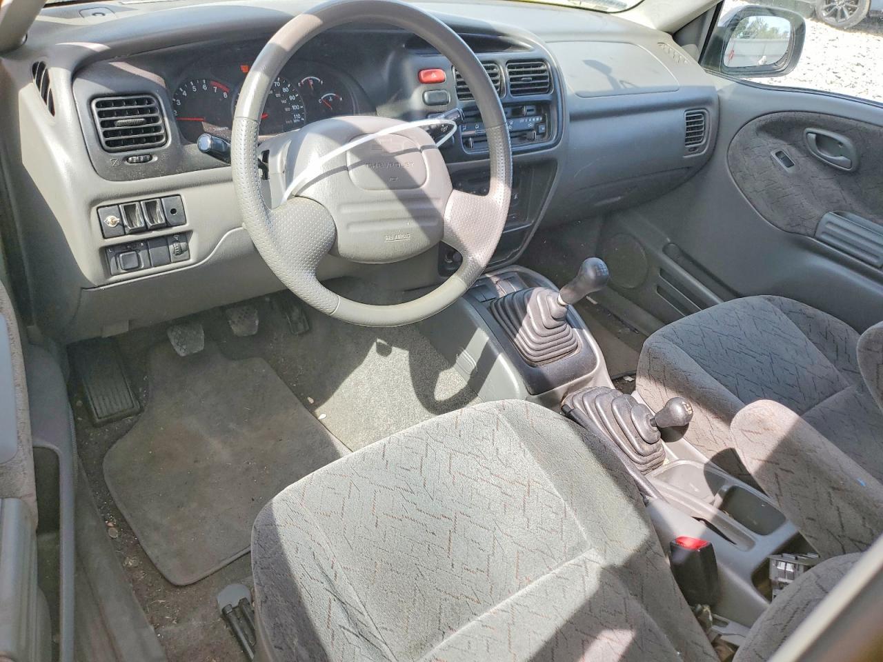 2002 CHEVROLET TRACKER ZR2 — Фото 8 из 12