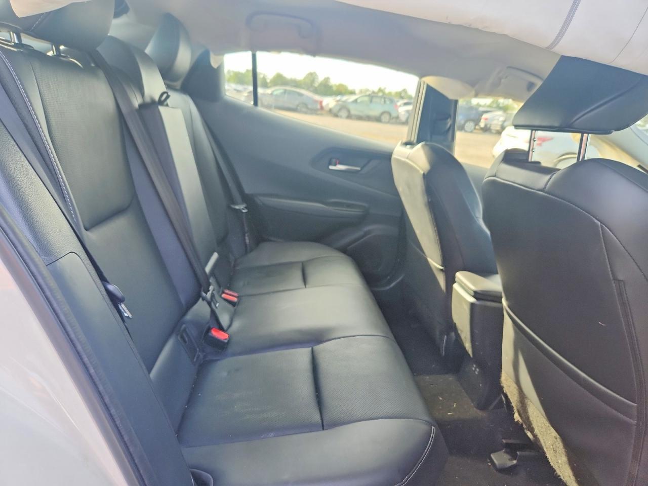 2026 TOYOTA PRIUS XLE — Фото 10 из 12
