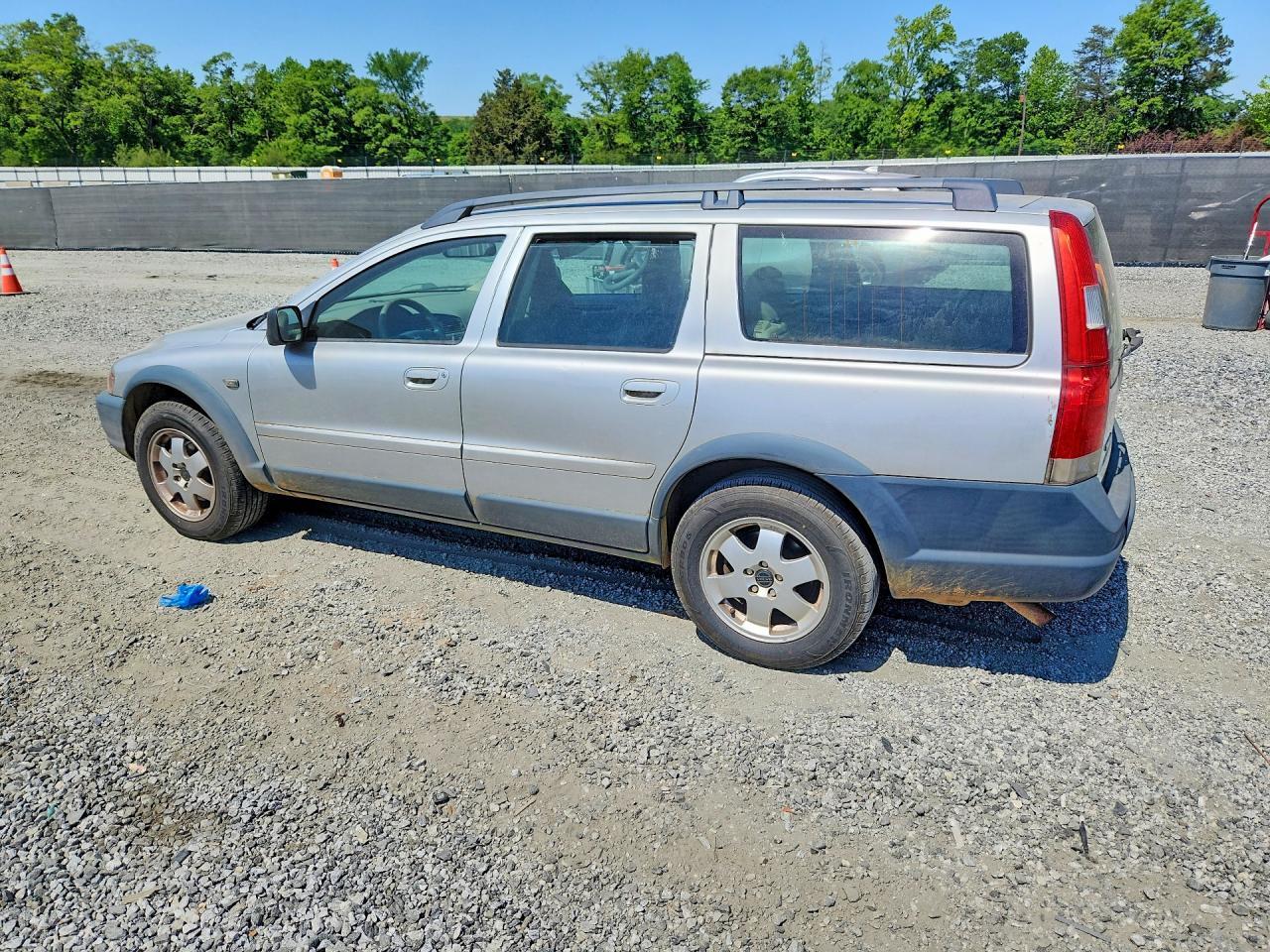 2003 VOLVO XC70 — Фото 2 из 12