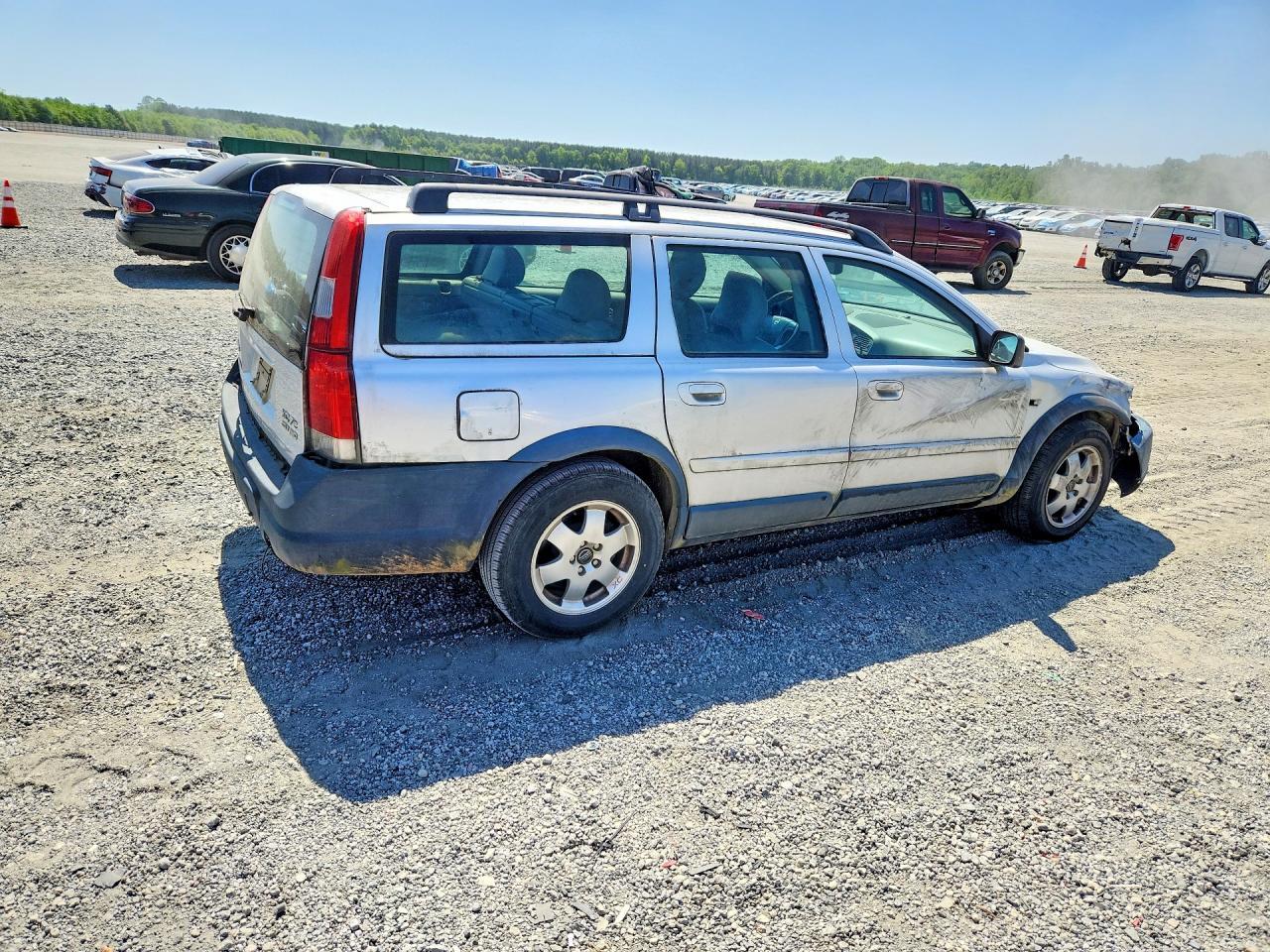 2003 VOLVO XC70 — Фото 3 из 12