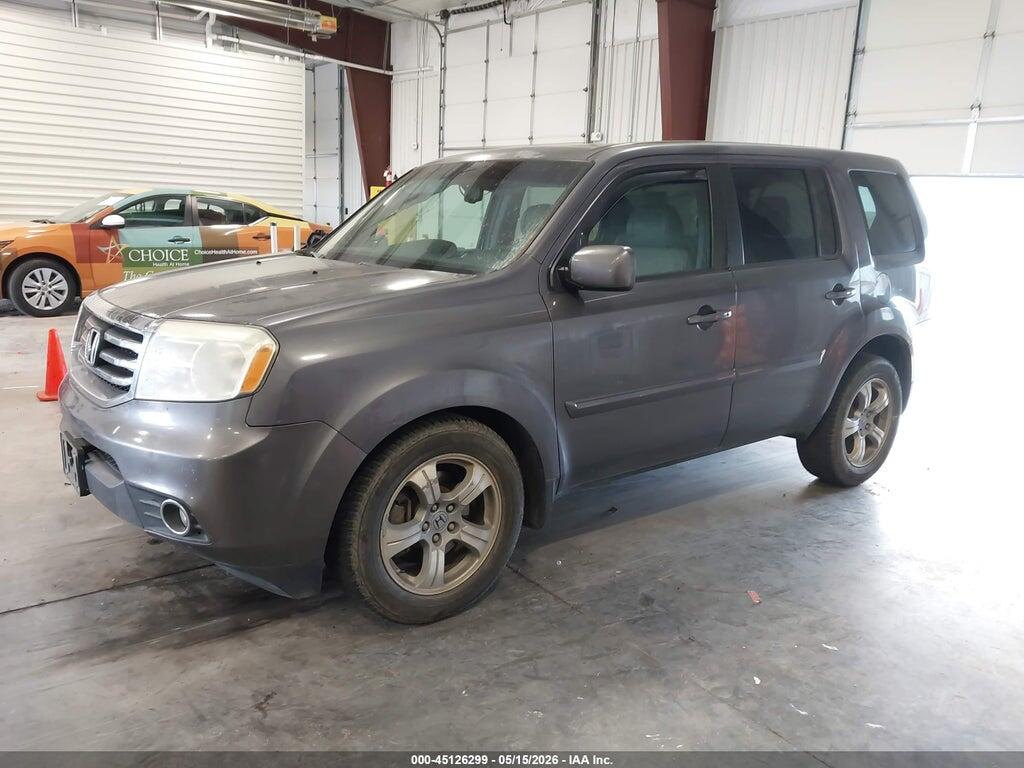 5FNYF4H76FB054889 2015 HONDA PILOT photo no. 2