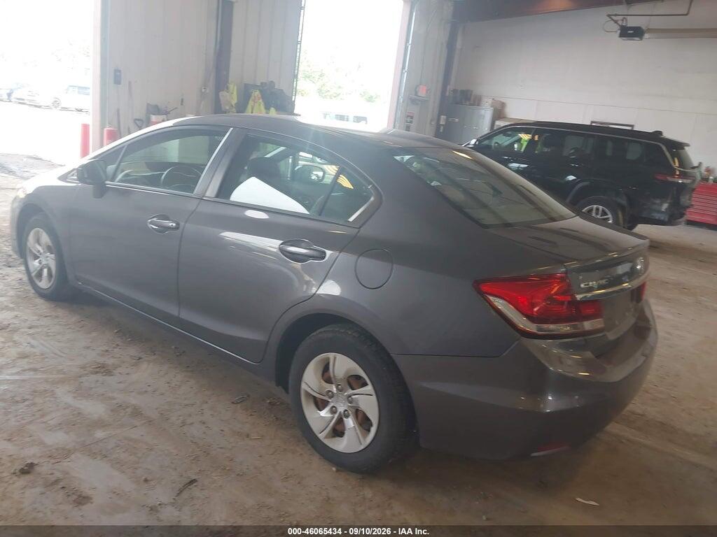 19XFB2F57FE057217 2015 HONDA CIVIC photo no. 3
