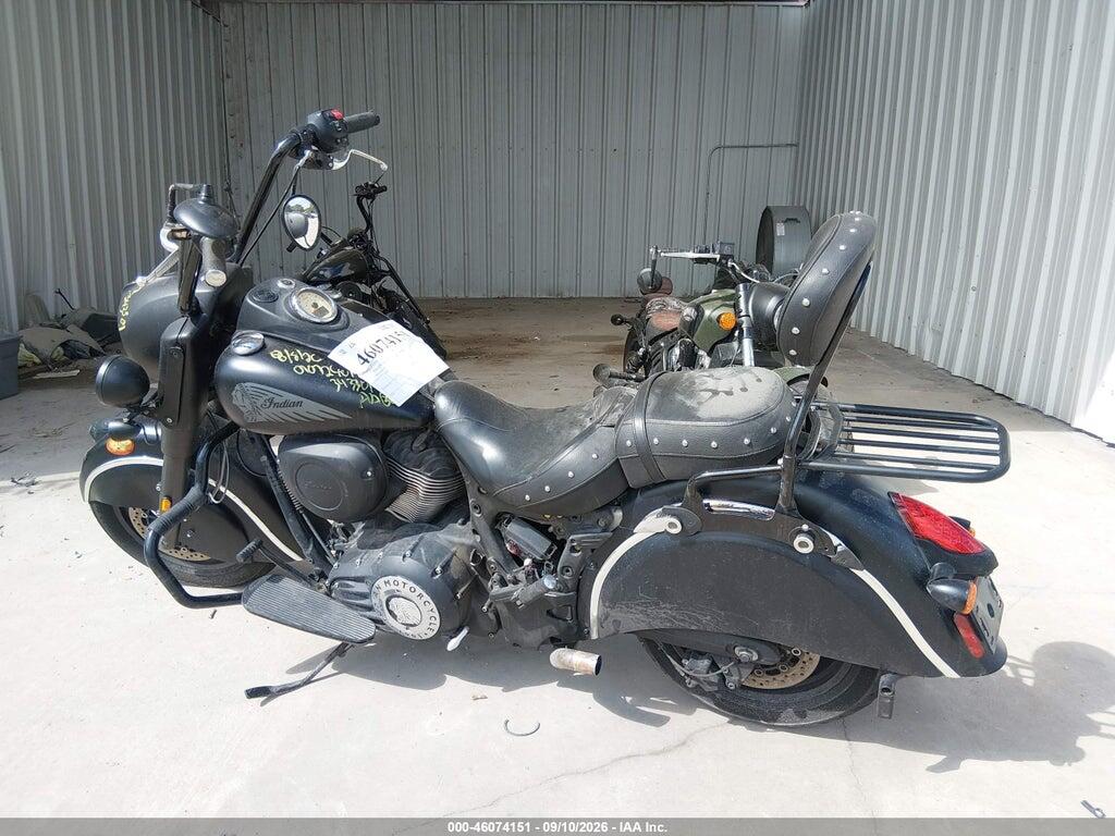 56KCCDAA7H3343301 2017 INDIAN MOTORCYCLE CO. CHIEF photo no. 12