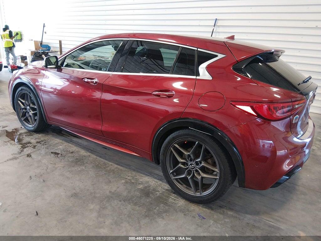 SJKCH5CP2HA023312 2017 INFINITI QX30 photo no. 3