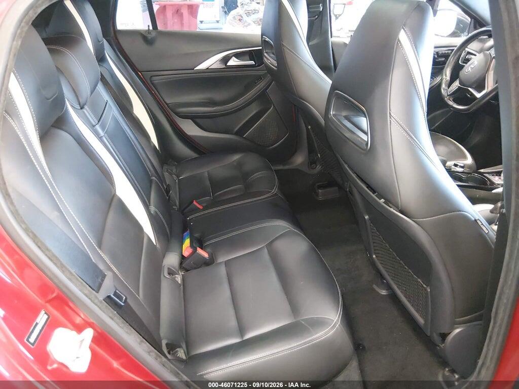 SJKCH5CP2HA023312 2017 INFINITI QX30 photo no. 8