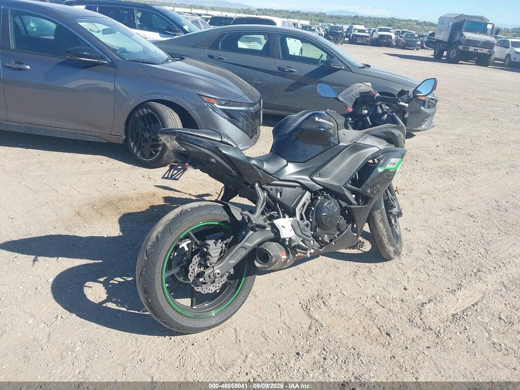 ML5EXER10SDAG6689 2025 KAWASAKI EX650 photo no. 4