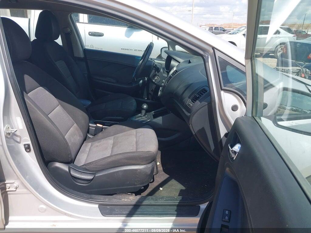 KNAFK5A86G5635451 2016 KIA FORTE photo no. 5